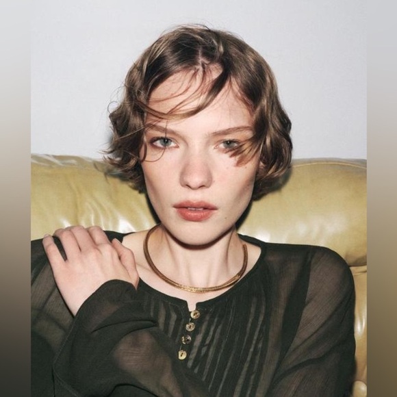 Zara Jewelry - NWT. Zara Golden Textured Metal Choker Necklace.